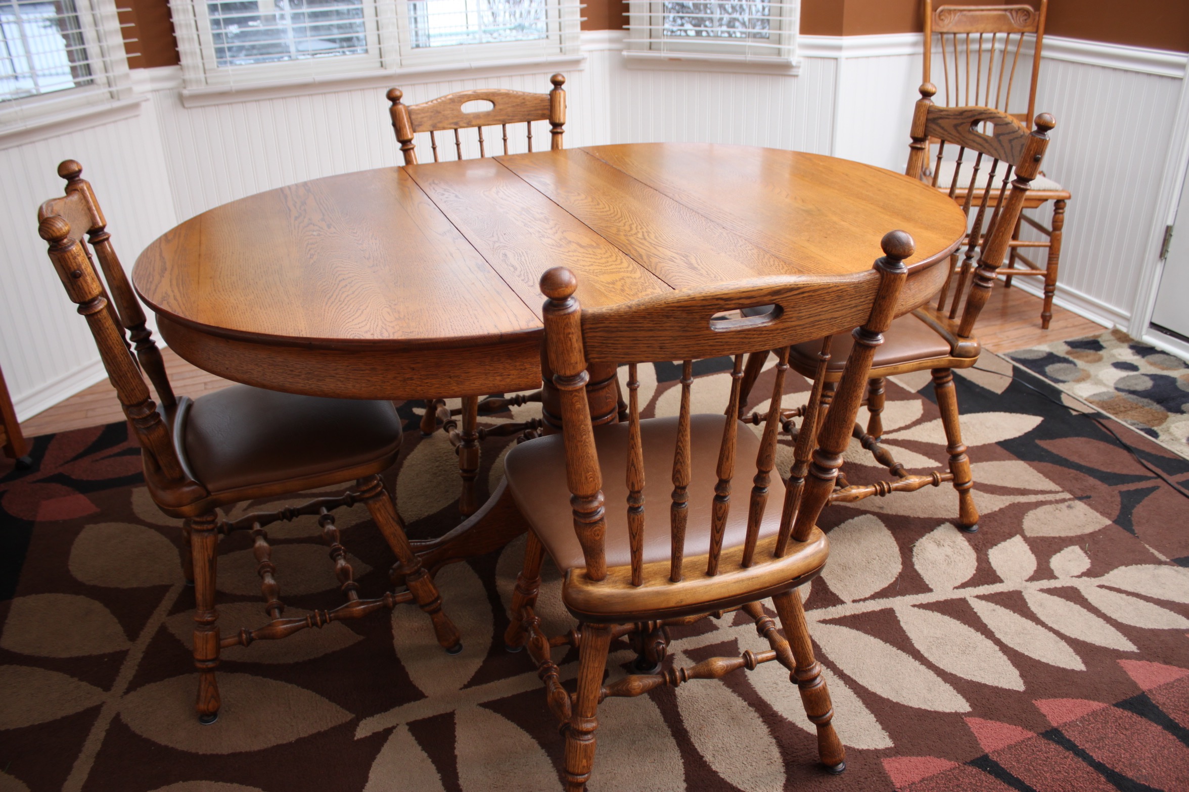 Oak Dining Table and Chairs by Dinaire EBTH